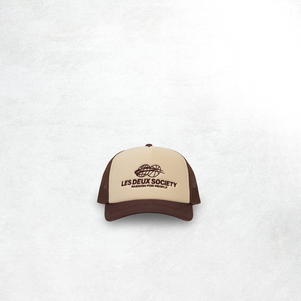 Les Deux Exhibition Trucker Cap: Fudge