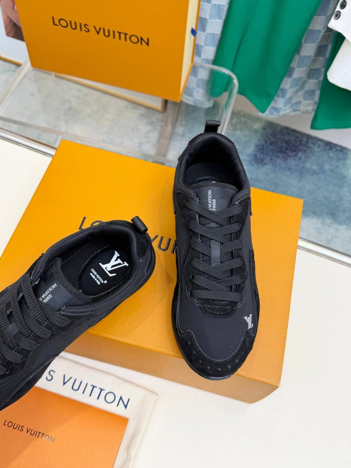 Louis Vuitton Drop 300 Low-Top Sneakers